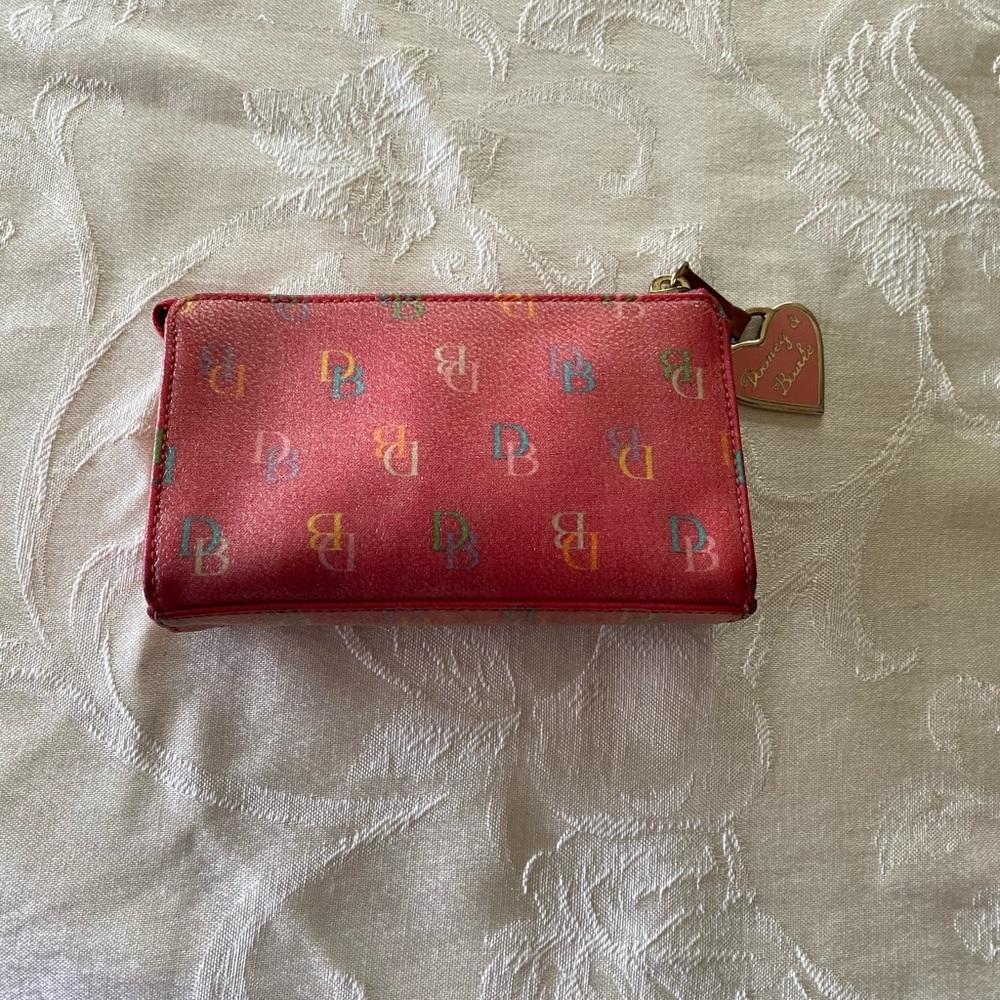 Dooney and Bourke wallet